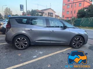 RENAULT Grand Scenic usata, con Autoradio