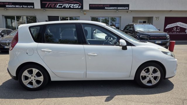RENAULT Scenic usata, con Boardcomputer