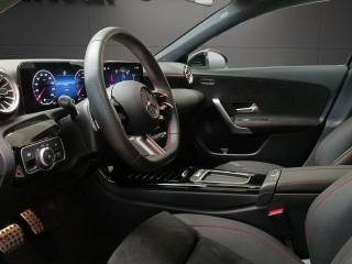 MERCEDES-BENZ A 180 usata, con Cronologia tagliandi