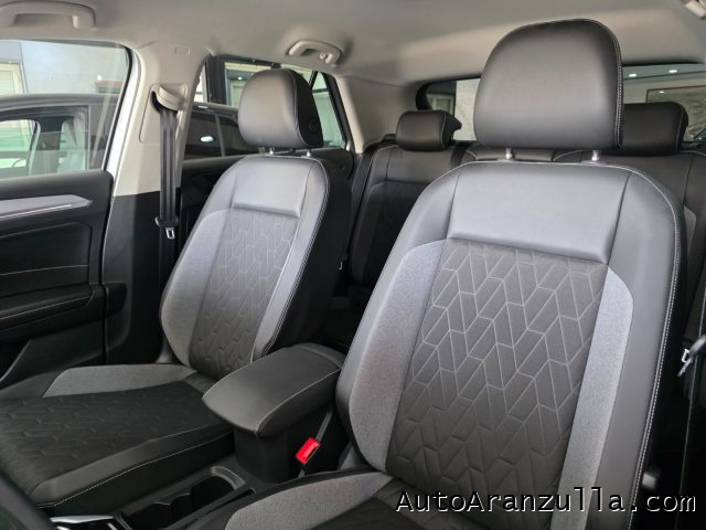 VOLKSWAGEN T-Roc usata, con Volante in pelle