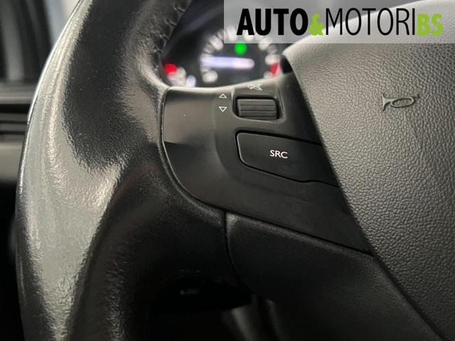 PEUGEOT 208 usata, con Touch screen