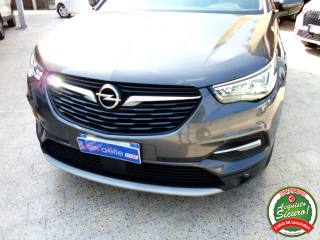 OPEL Grandland X usata, con MP3