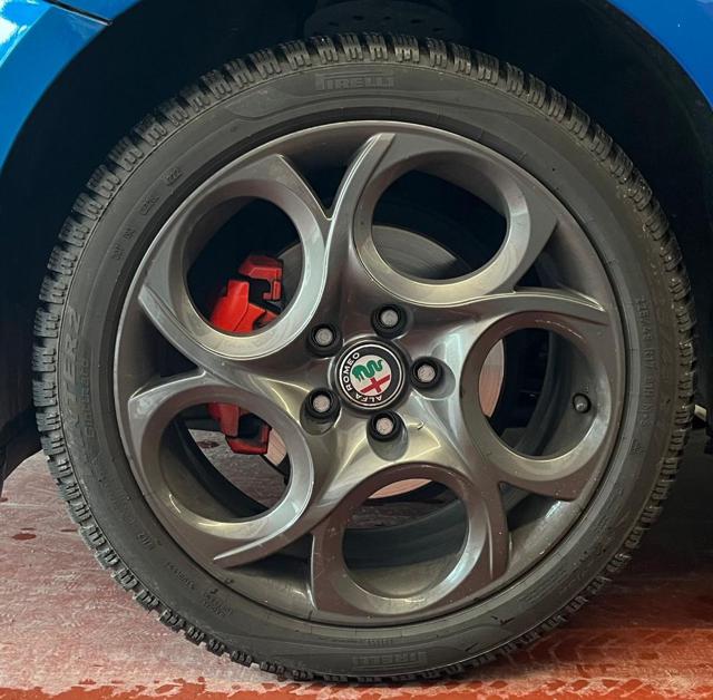 ALFA ROMEO Giulietta usata, con Autoradio