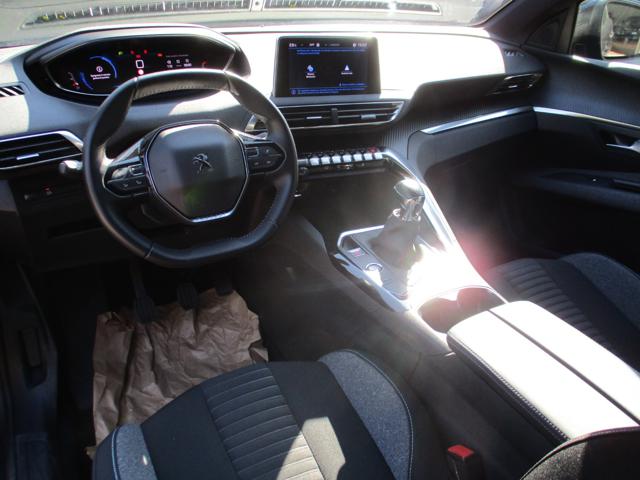 PEUGEOT 3008 usata, con Sedile posteriore sdoppiato