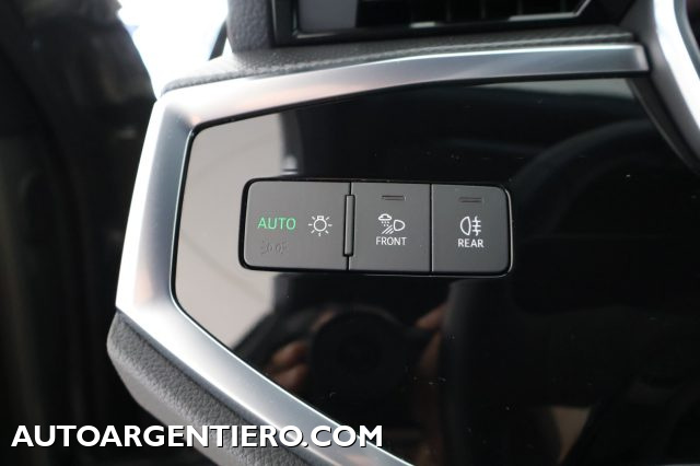AUDI Q3 usata, con Park Distance Control