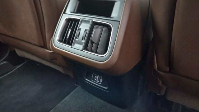 MASERATI Grecale usata, con Sistema di navigazione