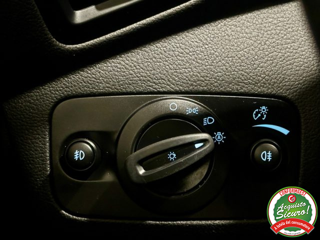 FORD Kuga usata, con USB