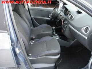 RENAULT Clio usata 9