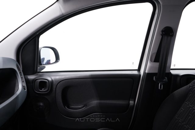 FIAT New Panda usata 15