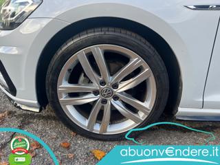 VOLKSWAGEN Golf Variant usata, con Park Distance Control