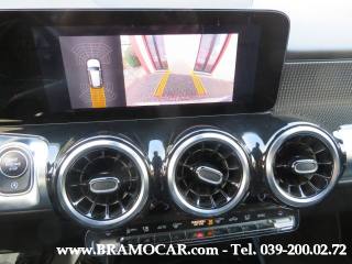 MERCEDES-BENZ GLB 200 usata, con Sistema di navigazione