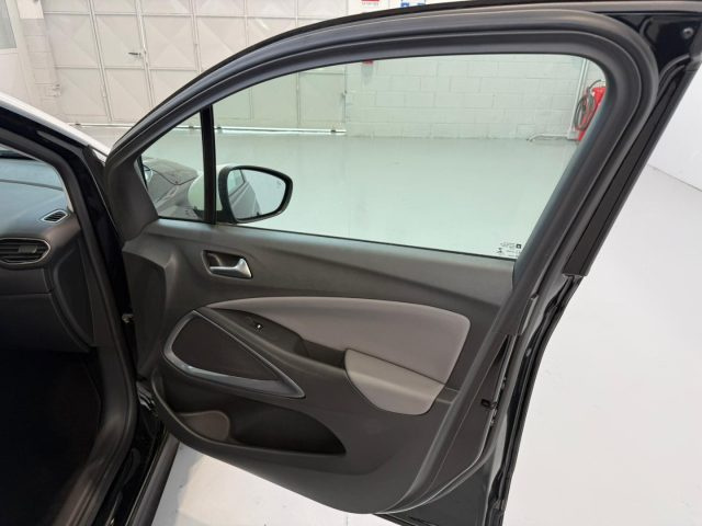 OPEL Crossland X usata, con Volante multifunzione