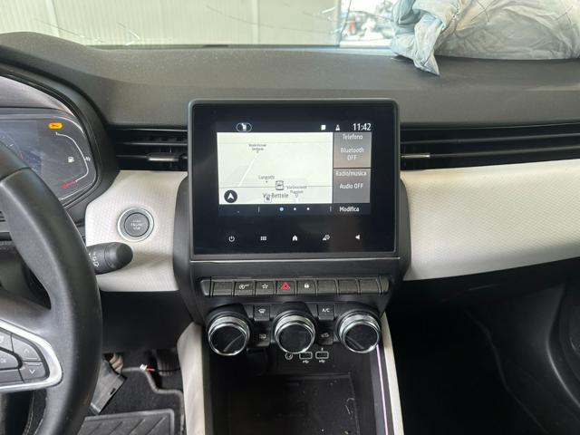 RENAULT Clio usata, con Park Distance Control