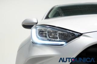 TOYOTA Yaris usata, con ESP