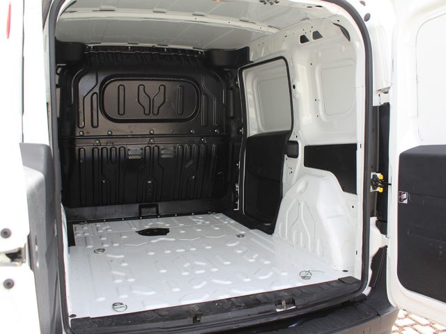 FIAT Doblo usata, con Bluetooth