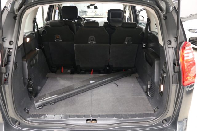 PEUGEOT 5008 usata 11