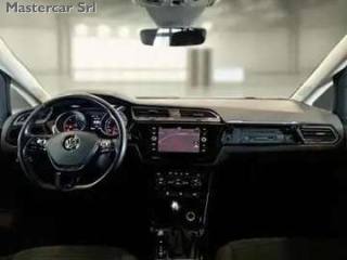 VOLKSWAGEN Touran usata, con Chiusura centralizzata