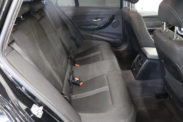 BMW 320 usata, con Fendinebbia