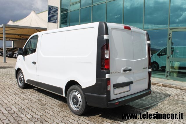 RENAULT usata 4