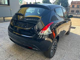 LANCIA Ypsilon usata, con Airbag testa