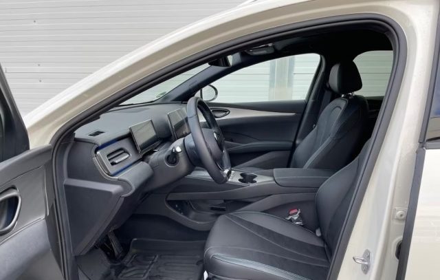 BYD Seal 6 usata, con Boardcomputer
