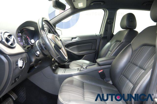 MERCEDES-BENZ B 180 usata, con Fari LED