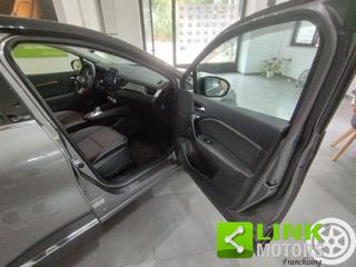 RENAULT Captur usata 14