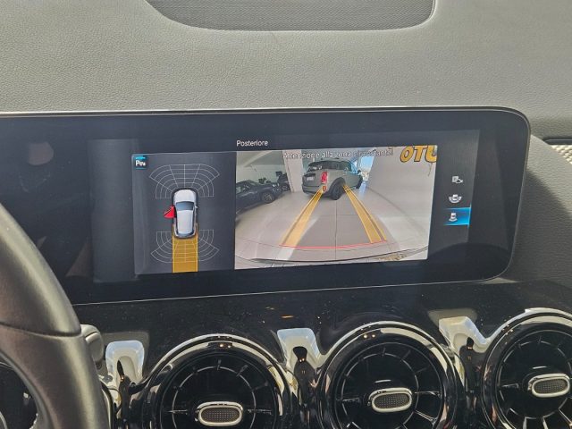 MERCEDES-BENZ GLA 180 usata, con Interni in pelle