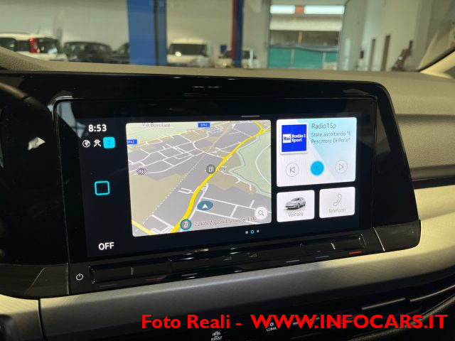 VOLKSWAGEN Golf usata, con USB