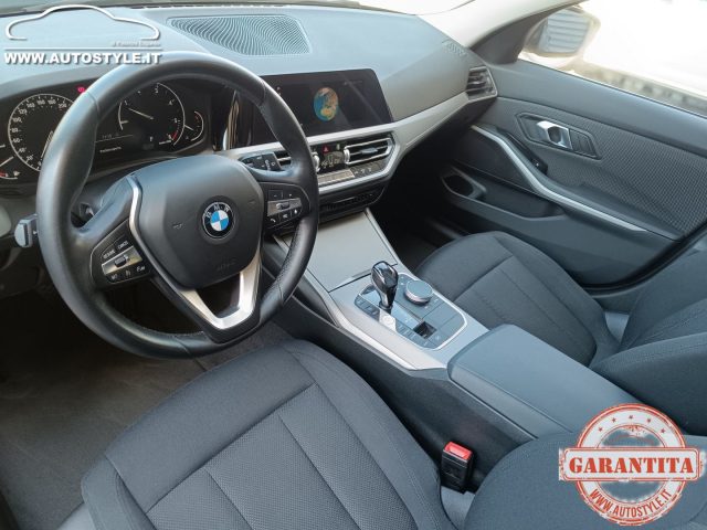 BMW 320 usata, con Schermo multifunzione interamente digitale