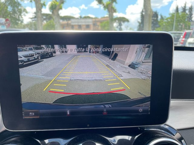 MERCEDES-BENZ C 220 usata, con Servosterzo