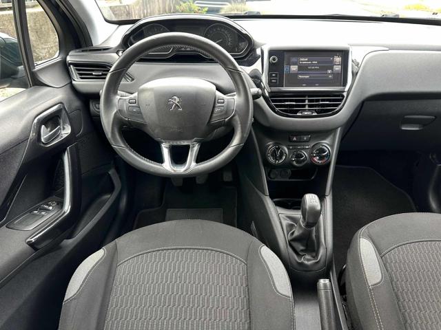 PEUGEOT 208 usata, con Sedile posteriore sdoppiato