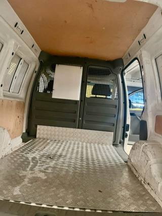 VOLKSWAGEN Caddy usata 14