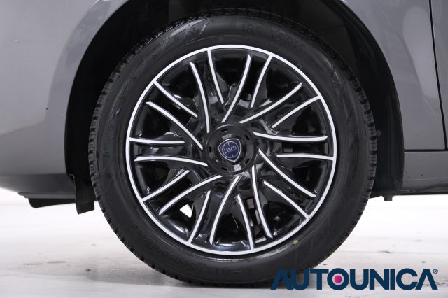 LANCIA Ypsilon usata, con USB