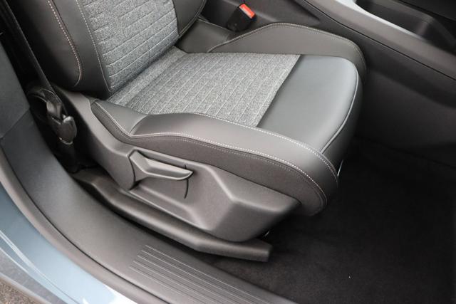 PEUGEOT 5008 usata, con Climatizzatore