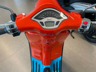 VESPA Primavera 125 usata 8