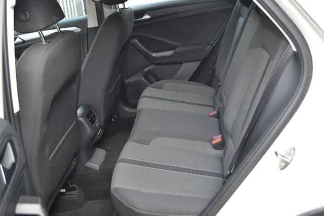 VOLKSWAGEN T-Roc usata, con Sedile posteriore sdoppiato