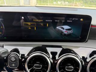 MERCEDES-BENZ A 180 usata, con Riconoscimento dei segnali stradali