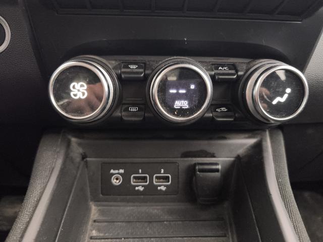RENAULT ZOE usata, con Autoradio digitale