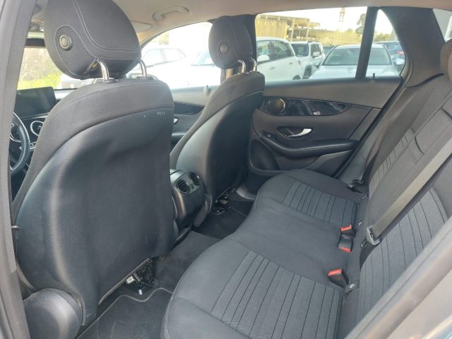 MERCEDES-BENZ GLC 220 usata 10