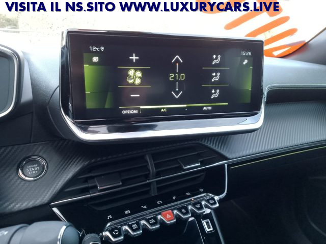 PEUGEOT 2008 usata, con Vetri oscurati