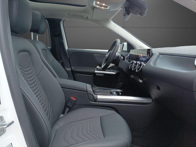 MERCEDES-BENZ GLA 200 usata, con Controllo trazione