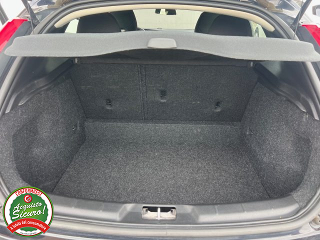 VOLVO V40 usata, con Chiusura centralizzata