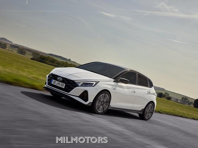 HYUNDAI i20 usata 19