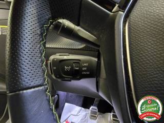 PEUGEOT 208 usata, con Specchietti laterali elettrici