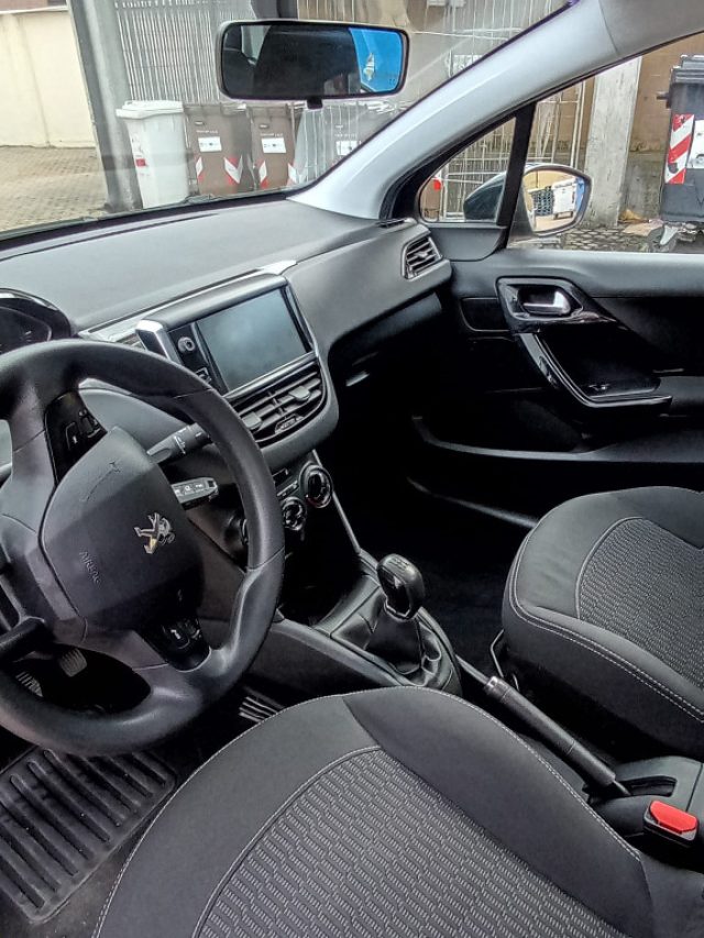 PEUGEOT 208 usata, con Airbag laterali