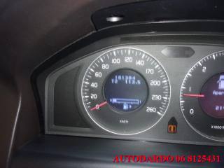VOLVO XC60 usata 22