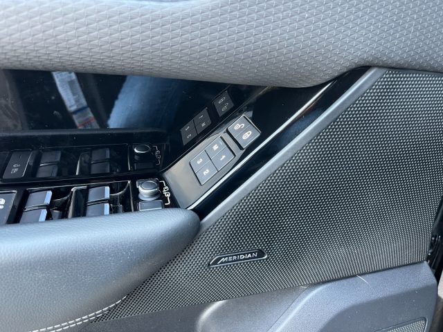 LAND ROVER Range Rover Velar usata, con Interni in pelle