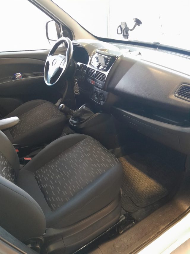 OPEL Combo usata, con Immobilizzatore elettronico