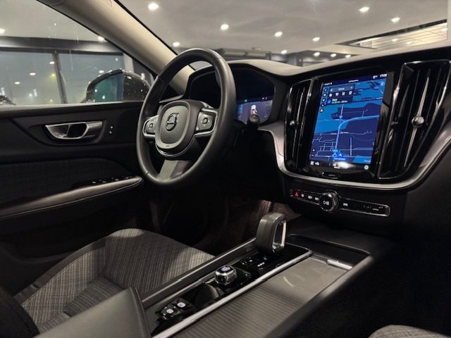 VOLVO V60 usata, con Lettore CD